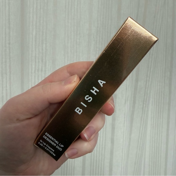 NIB‼️ Bisha Essential Lip Designer Lip Liner Duo in San Tropez & St Barths - Picture 4 of 6